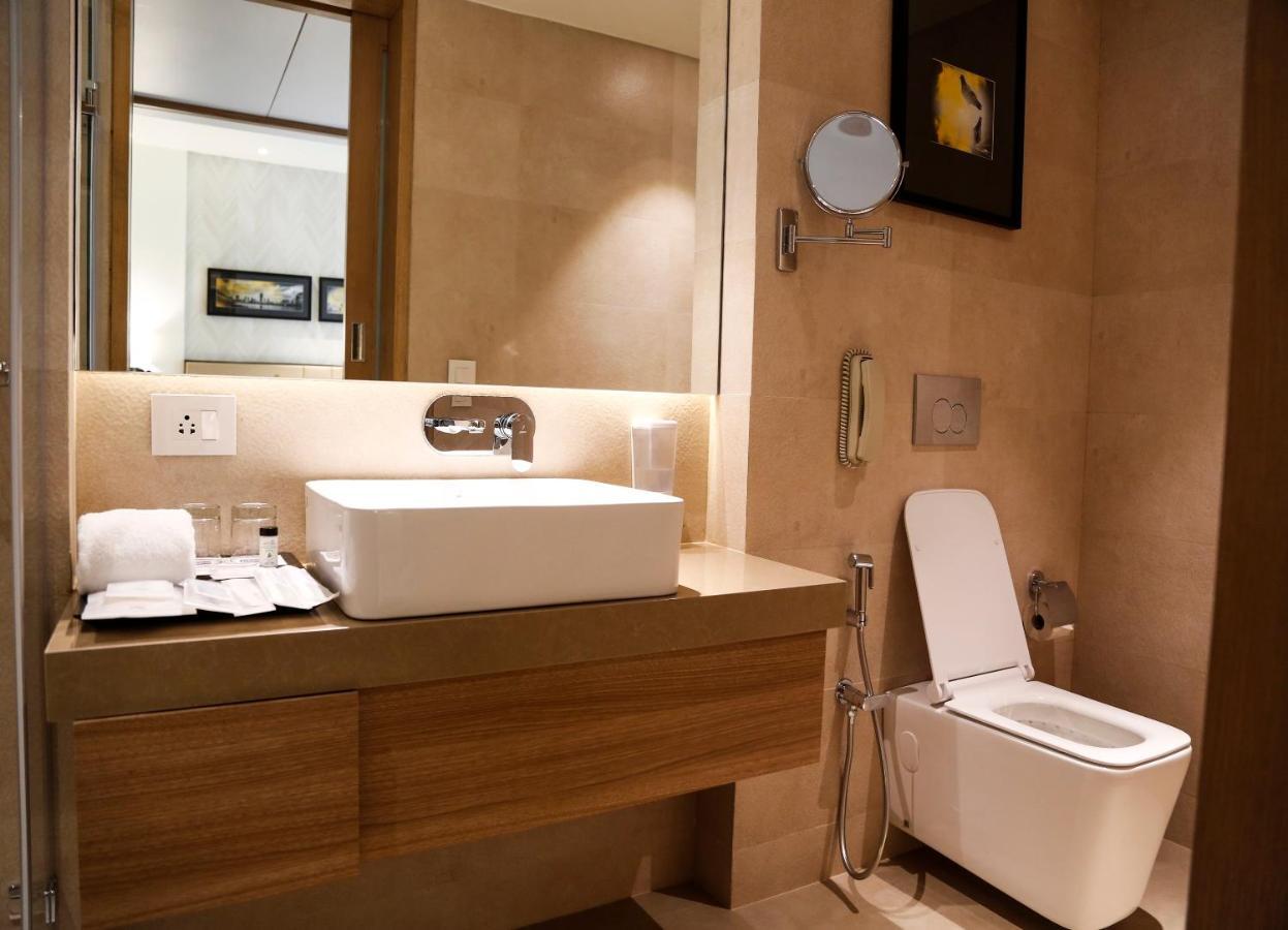 Royal Hometel Suites Mira-Bhayandar Exterior foto